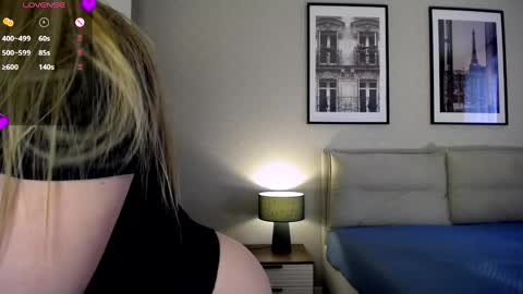 Snapshot of alice_rays_ chatting on 05/19/26, 02:51 Alice online show from 05/19/26, 02:51