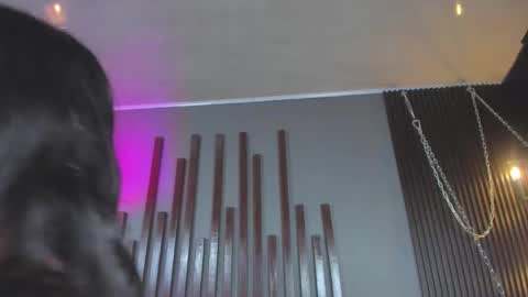 alice_rous21 online show from 11/18/25, 09:08