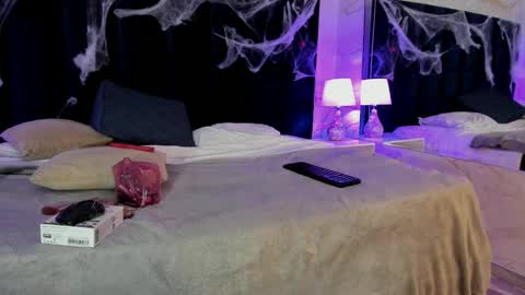 Snapshot of alice_simpson1 chatting on 10/21/25, 11:55 alice_simpson1 online show from 10/21/25, 11:55