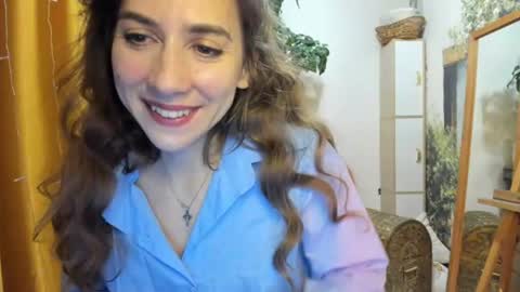 Snapshot of alice_sincere chatting on 07/27/26, 09:11 Alice Love you all online show from 07/27/26, 09:11