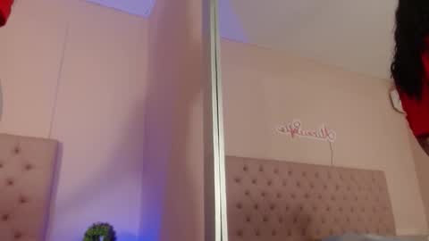 Sofia online show from 11/11/25, 09:59