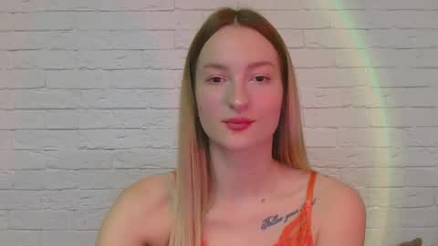 Snapshot of alice_sweet_01 chatting on 11/15/25, 04:47 Alice online show from 11/15/25, 04:47