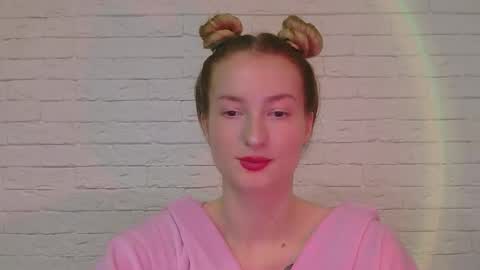 Snapshot of alice_sweet_01 chatting on 11/30/25, 05:28 Alice online show from 11/30/25, 05:28