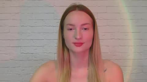 Snapshot of alice_sweet_01 chatting on 12/02/25, 02:45 Alice online show from 12/02/25, 02:45