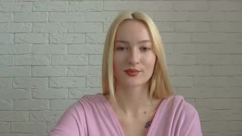 Snapshot of alice_sweet_01 chatting on 01/09/26, 12:19 Alice online show from 01/09/26, 12:19