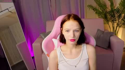 Snapshot of alice_time chatting on 05/13/26, 01:14 AliceTime online show from 05/13/26, 01:14