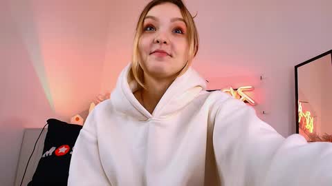 Alice  online show from 01/02/25, 09:54