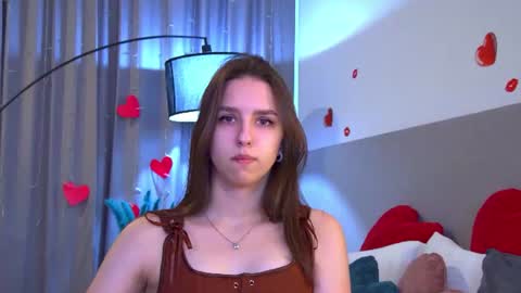Snapshot of aliceatkin chatting on 07/20/26, 06:17 Alice online show from 07/20/26, 06:17