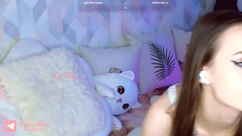 Snapshot of alicebate chatting on 03/15/26, 10:38 Alice online show from 03/15/26, 10:38