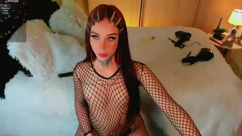 Snapshot of alicebby_bigcock19 chatting on 06/14/26, 02:24 Alice online show from 06/14/26, 02:24