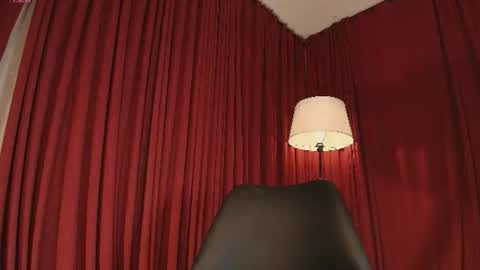 aliceblaker_ online show from 06/13/26, 07:56