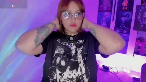 Snapshot of alicebrinck chatting on 02/20/26, 01:02 Alice Brinck online show from 02/20/26, 01:02