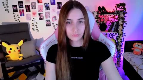 Snapshot of alicecharmy chatting on 12/10/24, 12:27 alicecharmy online show from 12/10/24, 12:27