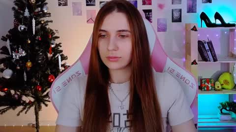 Snapshot of alicecharmy chatting on 12/18/24, 12:29 alicecharmy online show from 12/18/24, 12:29