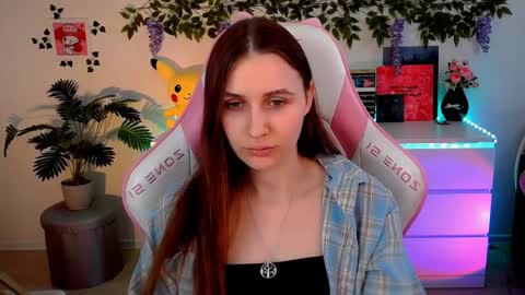 alicecharmy online show from 04/12/26, 02:22