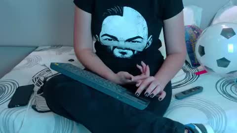 alicecoffin online show from 07/02/26, 03:23