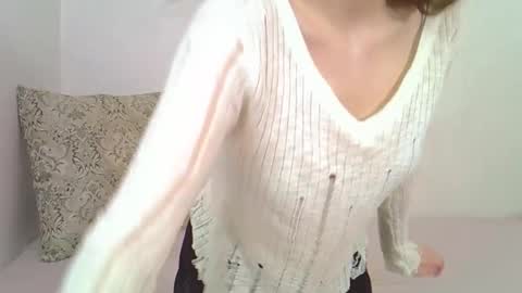 Snapshot of alicecutest chatting on 02/06/26, 01:10 Alice online show from 02/06/26, 01:10