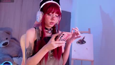 Snapshot of alicedang3r chatting on 10/17/25, 05:10 Alice online show from 10/17/25, 05:10