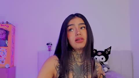 Snapshot of alicee_0 chatting on 10/25/25, 03:07 Alice online show from 10/25/25, 03:07