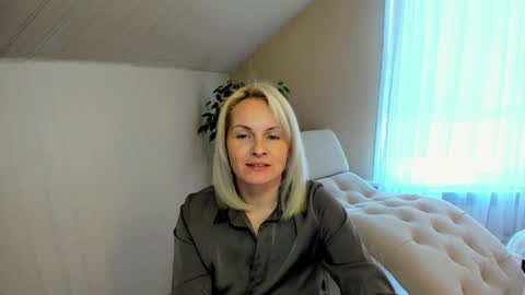 Snapshot of alicee__grace chatting on 12/19/24, 09:29 Alicee online show from 12/19/24, 09:29