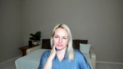 Snapshot of alicee__grace chatting on 01/31/25, 07:40 Alicee online show from 01/31/25, 07:40