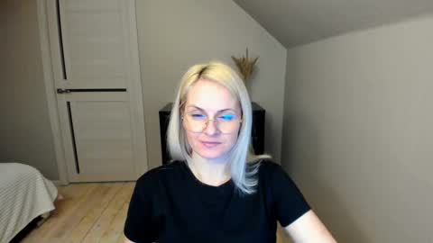 Snapshot of alicee__grace chatting on 02/28/25, 07:14 Alicee online show from 02/28/25, 07:14