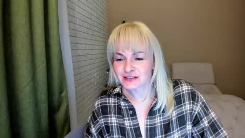 Snapshot of alicee__grace chatting on 01/05/26, 09:29 Alicee online show from 01/05/26, 09:29