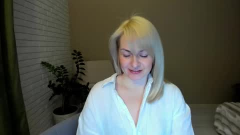Snapshot of alicee__grace chatting on 03/07/26, 09:12 Alicee online show from 03/07/26, 09:12