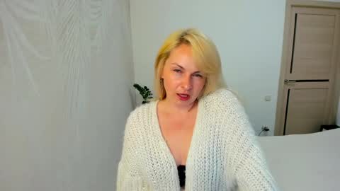 Snapshot of alicee__grace chatting on 04/03/26, 08:07 Alicee online show from 04/03/26, 08:07