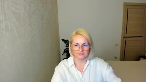 Snapshot of alicee__grace chatting on 04/14/26, 07:09 Alicee online show from 04/14/26, 07:09