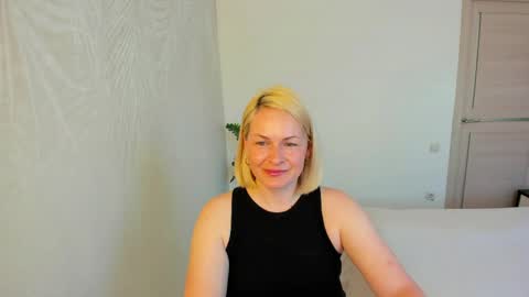 Snapshot of alicee__grace chatting on 05/08/26, 08:08 Alicee online show from 05/08/26, 08:08