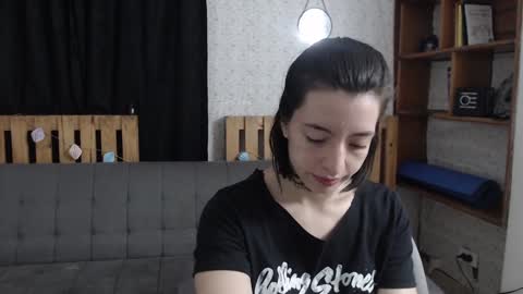 Snapshot of alicee_logan_ chatting on 01/07/25, 01:59 alicee_logan_ online show from 01/07/25, 01:59