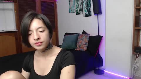 Snapshot of alicee_logan_ chatting on 09/15/25, 01:49 alicee_logan_ online show from 09/15/25, 01:49