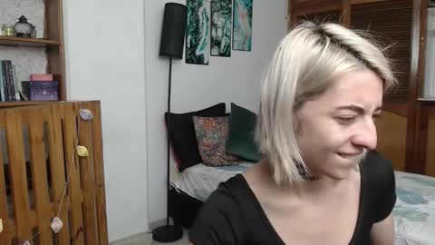 Snapshot of alicee_logan_ chatting on 03/24/26, 01:32 alicee_logan_ online show from 03/24/26, 01:32