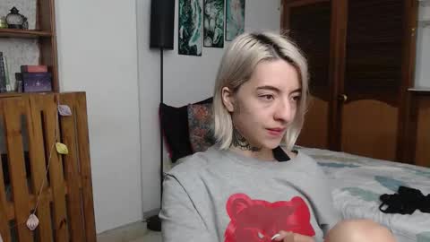 Snapshot of alicee_logan_ chatting on 03/28/26, 02:33 alicee_logan_ online show from 03/28/26, 02:33