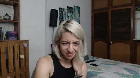 Snapshot of alicee_logan_ chatting on 03/30/26, 02:01 alicee_logan_ online show from 03/30/26, 02:01