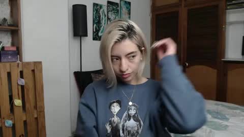 Snapshot of alicee_logan_ chatting on 04/19/26, 03:28 alicee_logan_ online show from 04/19/26, 03:28