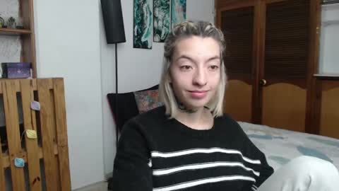 Snapshot of alicee_logan_ chatting on 04/21/26, 04:30 alicee_logan_ online show from 04/21/26, 04:30