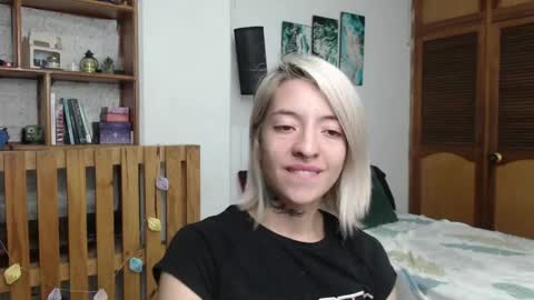 Snapshot of alicee_logan_ chatting on 04/22/26, 01:52 alicee_logan_ online show from 04/22/26, 01:52