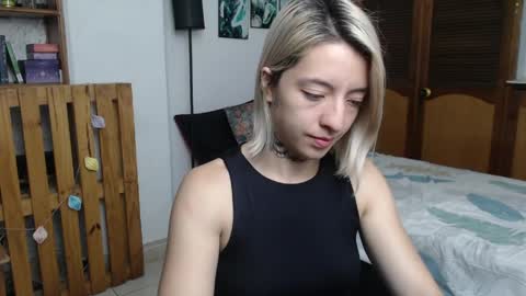 Snapshot of alicee_logan_ chatting on 05/02/26, 01:54 alicee_logan_ online show from 05/02/26, 01:54