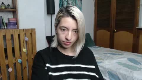 Snapshot of alicee_logan_ chatting on 05/03/26, 01:44 alicee_logan_ online show from 05/03/26, 01:44