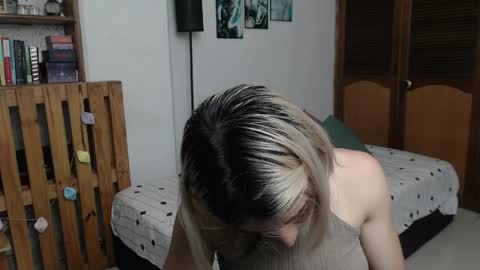 Snapshot of alicee_logan_ chatting on 05/31/26, 01:47 alicee_logan_ online show from 05/31/26, 01:47