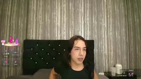 alicee_moonn online show from 06/23/26, 07:45
