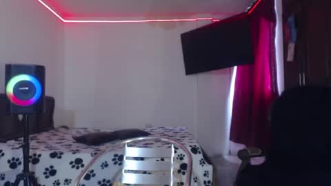 aliceesmiths online show from 09/11/25, 06:41