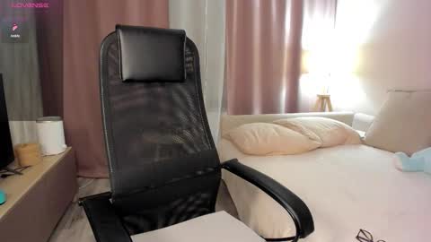 Daniella online show from 11/13/25, 02:16