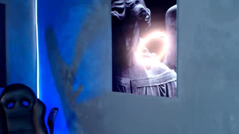 Snapshot of alicefit_212 chatting on 10/13/25, 01:11 alicefit_212 online show from 10/13/25, 01:11