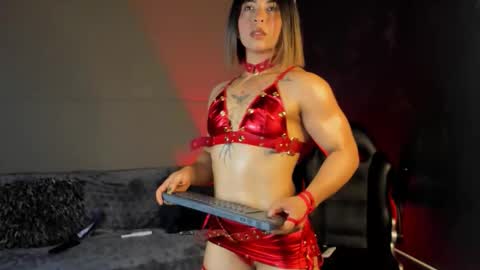 Snapshot of alicefit_212 chatting on 11/09/25, 03:05 alicefit_212 online show from 11/09/25, 03:05