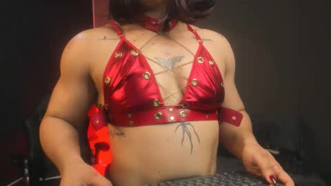 Snapshot of alicefit_212 chatting on 11/25/25, 01:22 alicefit_212 online show from 11/25/25, 01:22