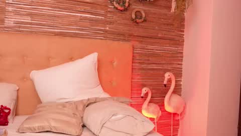 Snapshot of alicehadley chatting on 01/22/25, 08:18 AliceHadley online show from 01/22/25, 08:18