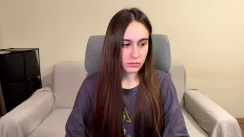 Snapshot of alicekollt chatting on 04/09/26, 10:04 alicekollt online show from 04/09/26, 10:04